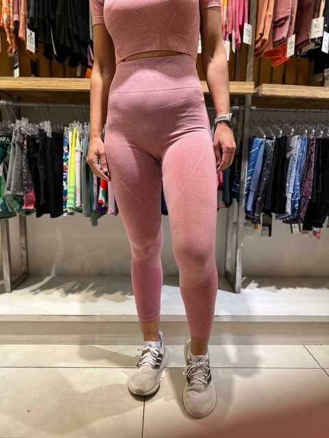 CALZA LARGA SEAMLESS ACANALADA