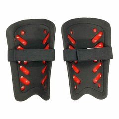 PAR CANILLERA FUTBOL TRAINING M ROJO (05C00340) - BE SPORT