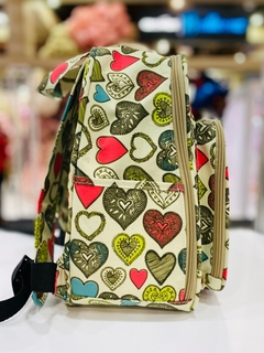MOCHILA MÉDIA CORAÇÃO BOHO - comprar online