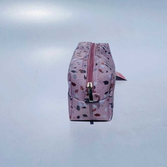 NECESSAIRE BÁSICO TERRAZZO na internet