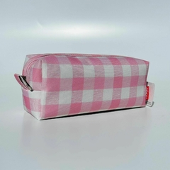 NECESSAIRE BÁSICO XADREZ ROSA na internet