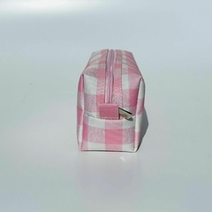 NECESSAIRE BÁSICO XADREZ ROSA - Happy Bee