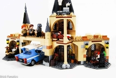 Imagen de Simil LEGO Harry Potter Castle Grounds