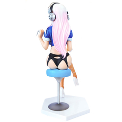 Figura Super Sonico Importada en internet