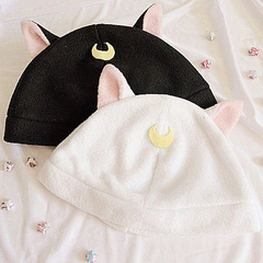 Gorro Sailor Moon Atrtemis en internet