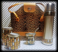 Set Matero Gold and While  y Bolso Animal print con brillo y vista en color suela