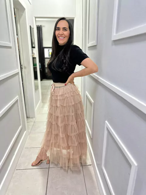 Saia Midi em Tule