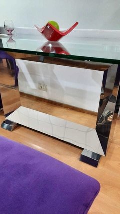 Mesa Monaco en internet