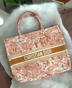 DIOR TOTE PREMIUM - Luxury Bags
