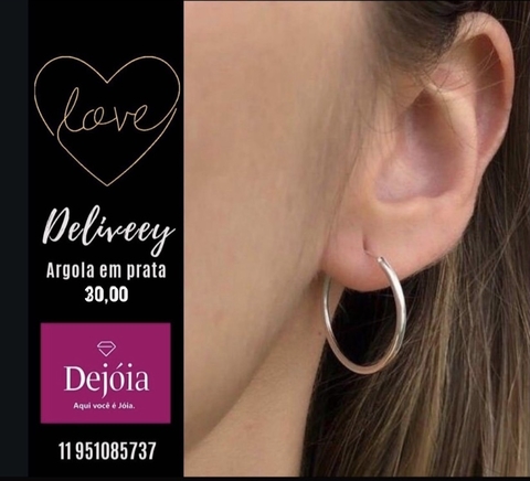 Argola em prata 925.