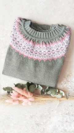 SWEATER VERDE CON GUARDA en internet
