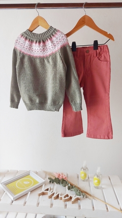 SWEATER VERDE CON GUARDA