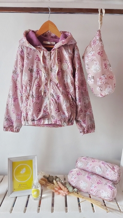 CAMPERA IMPERMEABLE FLOREADA FORRADA EN MICROPOLAR | CASTORO BAMBINI en internet
