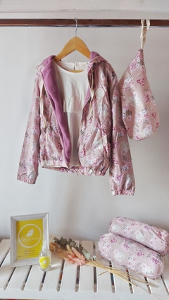 REMERA CON VOLADO EN EL PECHO | CASTORO BAMBINI en internet