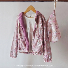 CAMPERA IMPERMEABLE FLOREADA FORRADA EN MICROPOLAR | CASTORO BAMBINI - tienda online