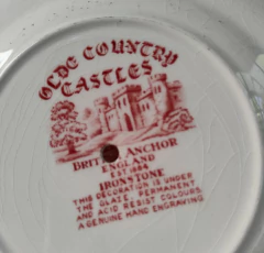 Triolet, masitero de tres niveles loza inglesa olde country Castles Ironstone Rojo Rosa