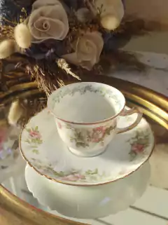 Duo de Cafe en Porcelana Francesa Limoges motivo floral de coleccion en internet