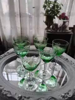 6 Copas de Vino Blanco en vidrio tallado - 2Gardenias Bazar antiguo & Deco