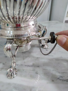 Flamante Samovar Bañado en Plata Toledo (Sin uso) - 2Gardenias Bazar antiguo & Deco