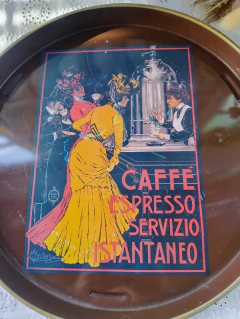 Bandeja de Chapa Italiana con escena de epoca - comprar online