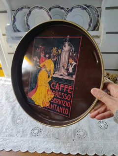 Bandeja de Chapa Italiana con escena de epoca - tienda online