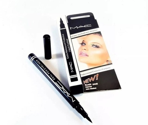 Delineador de Ojos Mac / Waterproof