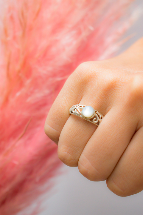 Anillo de plata con nacar