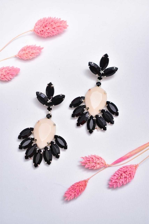 Aros Tanzanita Dahlia Negro