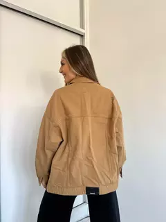 Imagen de Campera de gabardina Oversize con roturas