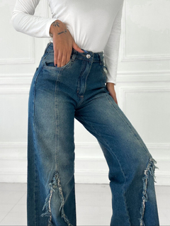 Imagen de Wide leg jean bordado triangulo