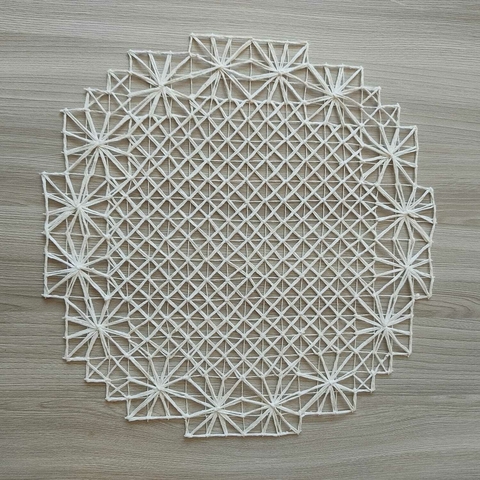 Sousplat em Renda Filé - Cru 35 cm