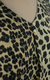 blusa-decote-em-v-animal-print-tamanho-pp