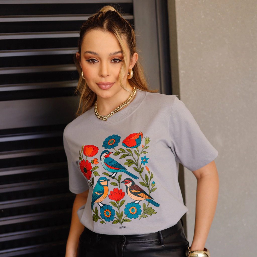 Camiseta Oversized Feminina Conforto Estampa Exclusiva