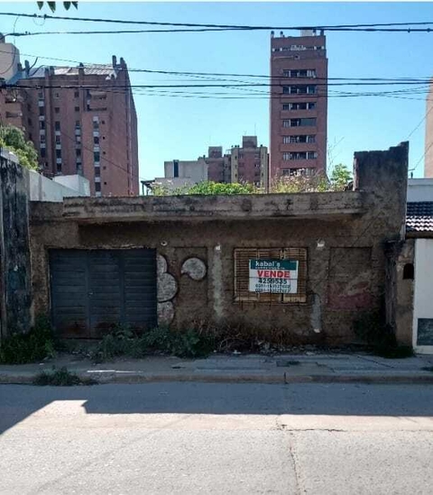 Se vende lote en Barrio Güemes.