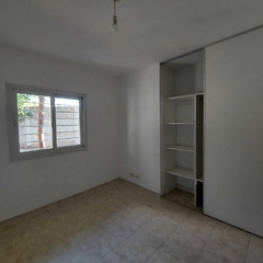 Imagen de SE VENDE DUPLEX SOBRE CALLE PAYADOR JUAN GODOY 4955 EN NUEVO POETA LUGONES.