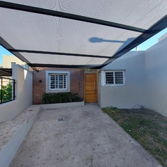 SE VENDE DUPLEX SOBRE CALLE PAYADOR JUAN GODOY 4955 EN NUEVO POETA LUGONES. - comprar online