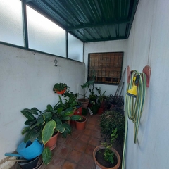 SE VENDE DUPLEX EN VILLA CLARET UBICADO EN CALLE DE LOS ARMENIOS 5817 - comprar online