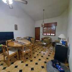 Imagen de SE VENDE DUPLEX EN VILLA CLARET UBICADO EN CALLE DE LOS ARMENIOS 5817