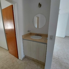 SE VENDE EXCELENTE DUPLEX. en internet