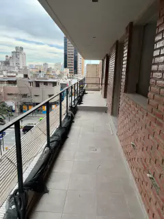 SE VENDE UNIDAD EN EDIFICIO TORRE REGGIA 7.