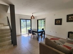 Imagen de KABALS VENDE DUPLEX, EXCELENTE UBICACION