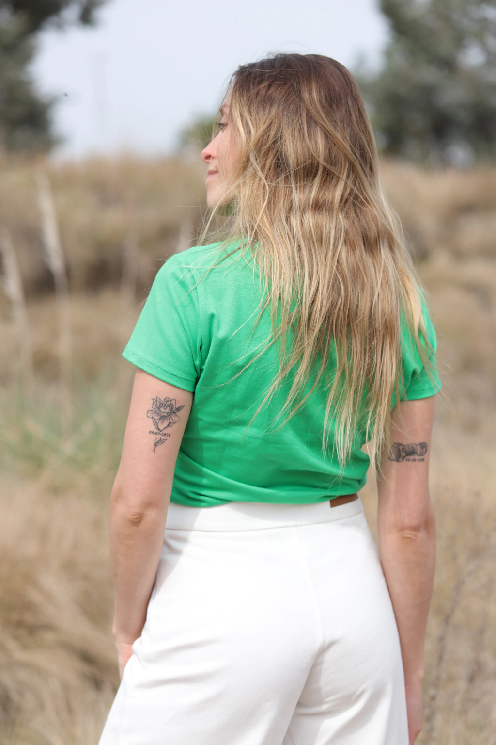 Remera FLORÁ verde