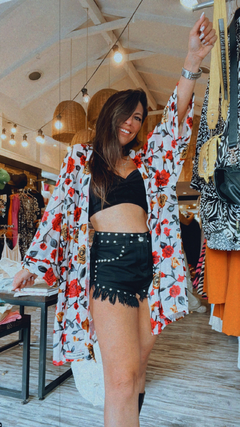 Kimono Flores - fondo blanco