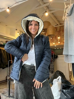 campera azul - corderito en internet
