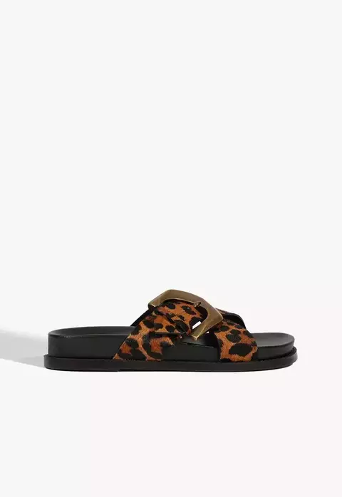 SCHUTZ Sandália Papete Couro Fivela Animal Print Marrom