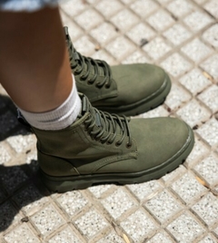 BORCEGO LUAN MILITAR en internet