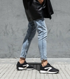 Imagen de ZAPATILLA DAEL NEGRO/BLANCO