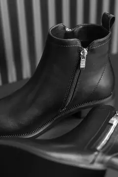 Imagen de BOTA PANDA BLACK