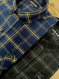 Imagen de Camisa KURT Azul y Amarilla