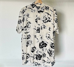Camisa Maui black flowers